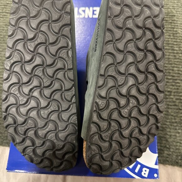 New Green Leather Birkenstock - Picture 3 of 5